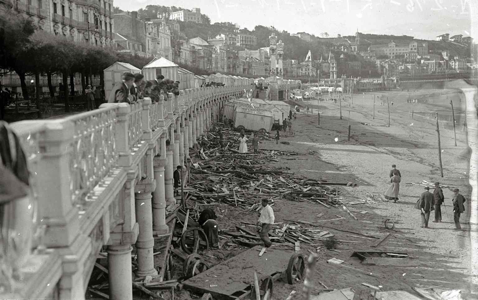 Storm damage on La Concha Beach in 1918, a reminder that this elegant promenade has long been battered by the Bay of Biscay.