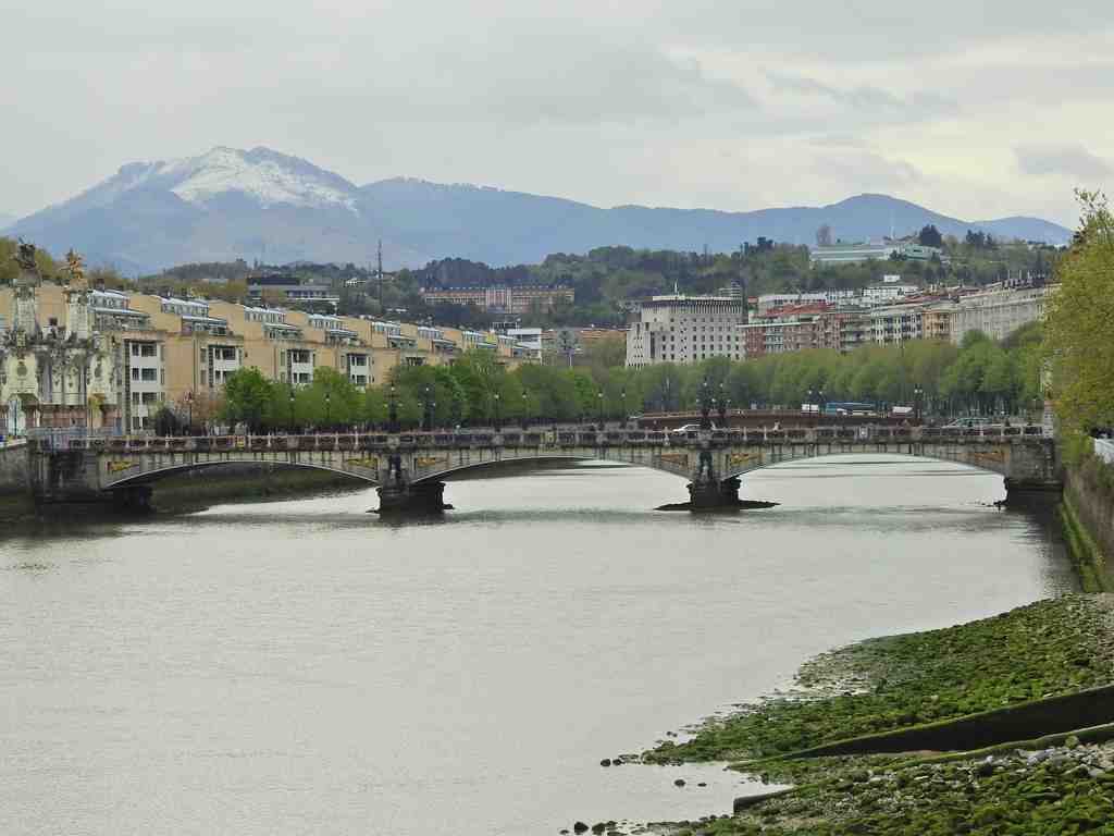 María Cristina Bridge