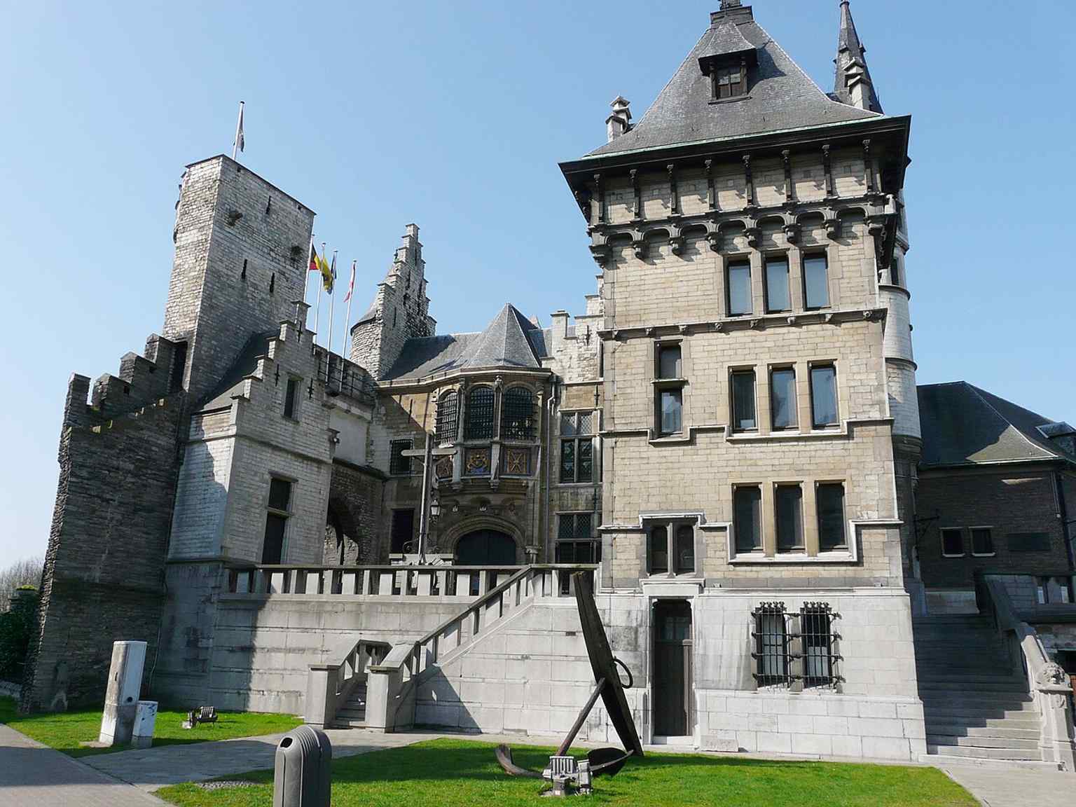 The rear façade of Het Steen beside the Scheldt — this medieval fortress began as Antwerp’s gatehouse around 1200–1225.