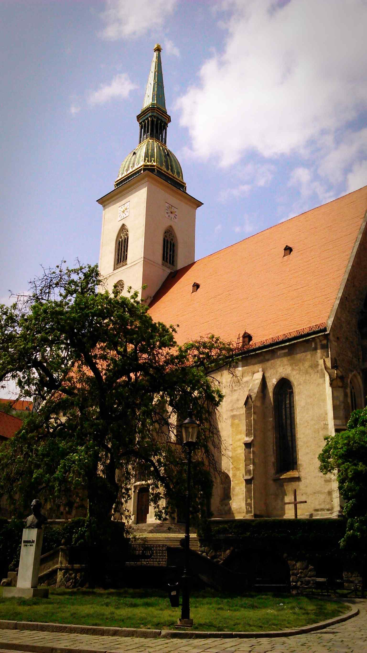 A straightforward façade view of the monument, good for introducing the cathedral as Bratislava’s most important church.