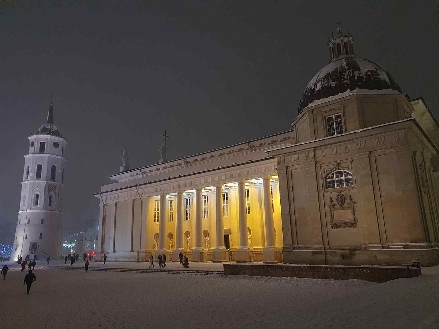 Vilnius Cathedral and its belfry at night in snow — a striking modern cityscape around one of Lithuania’s most important landmarks.