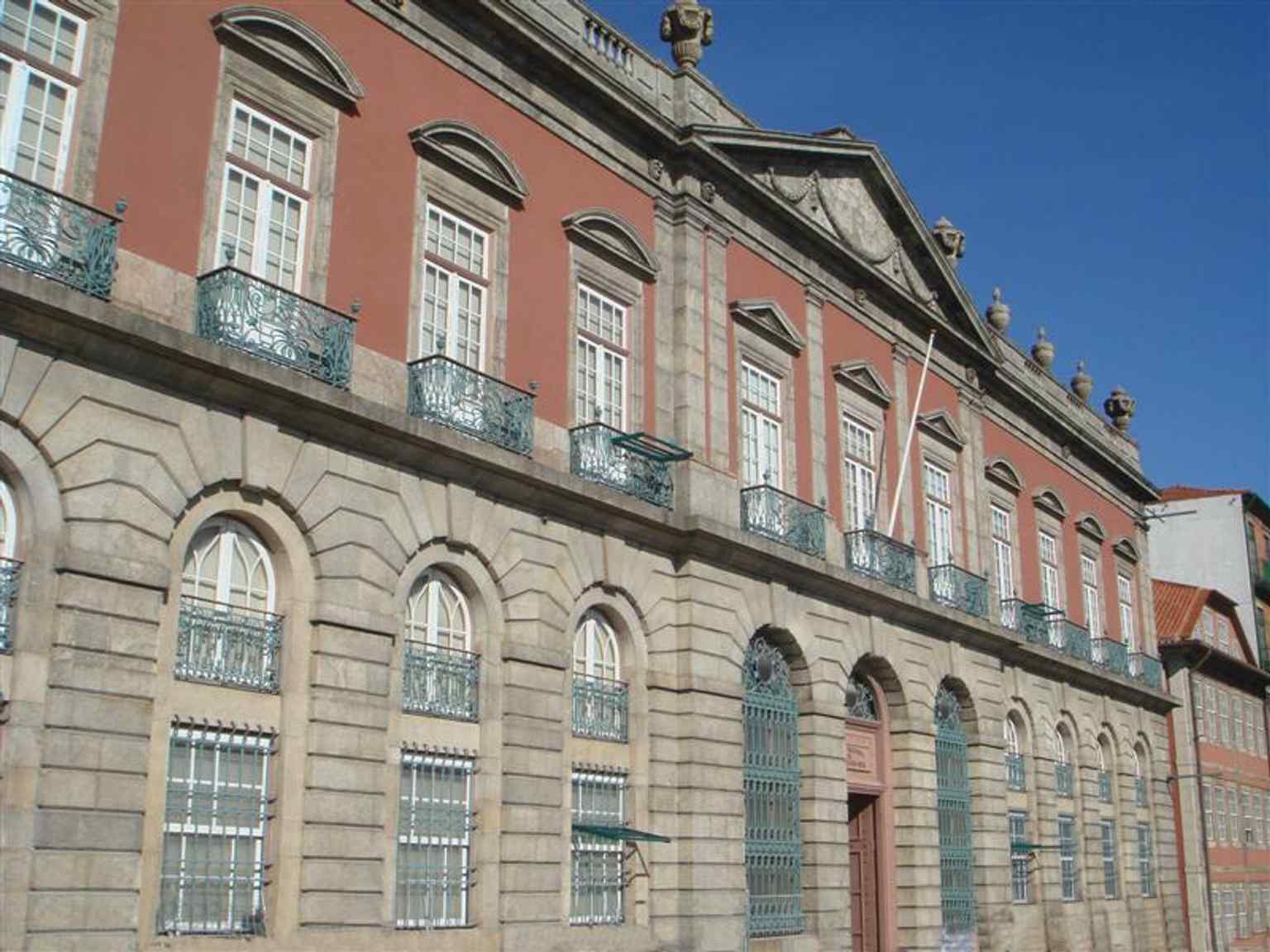 The Carrancas Palace façade in Porto, the former royal residence that now houses the Soares dos Reis National Museum.