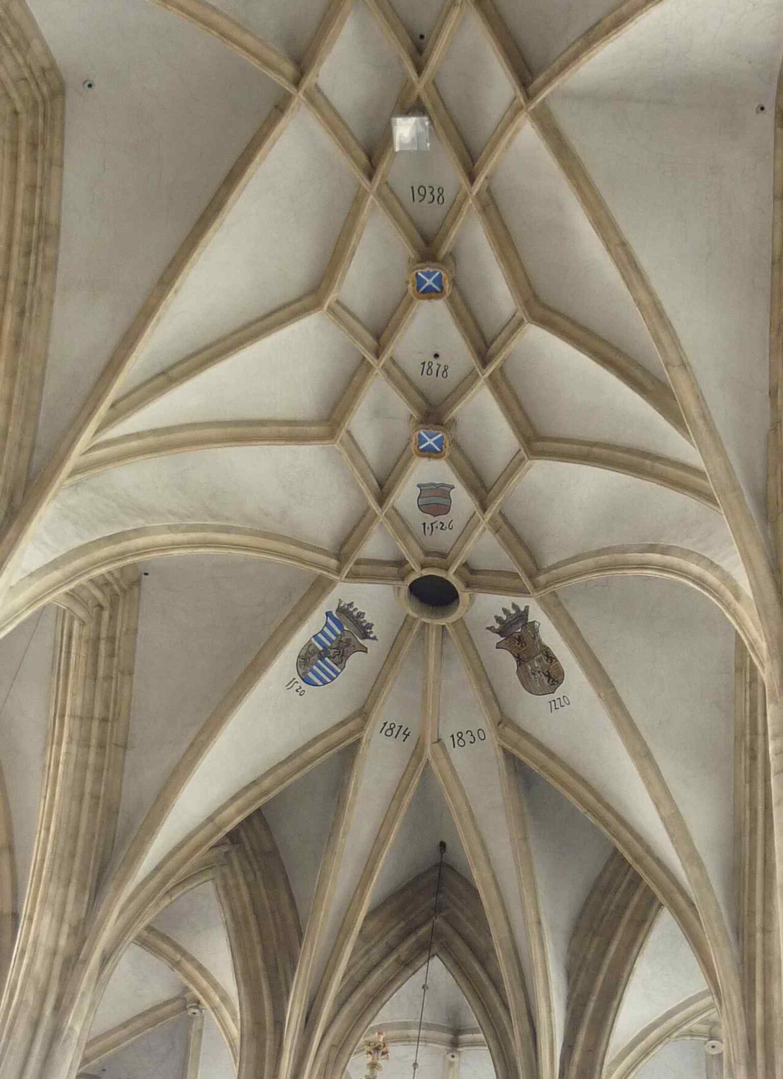 A deeper interior view that can help tell the story of the church as a layered space of Gothic structure and later furnishings.