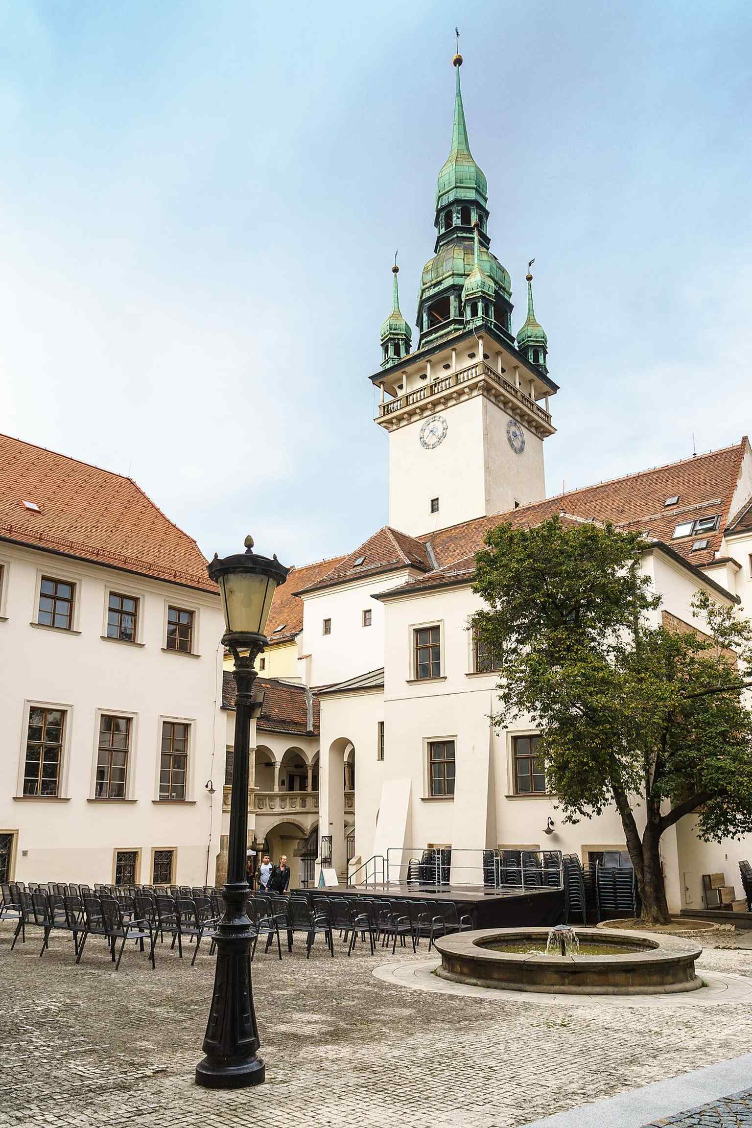 A clear full-height view of the Old Town Hall tower, whose 173 steps lead up to a public lookout.