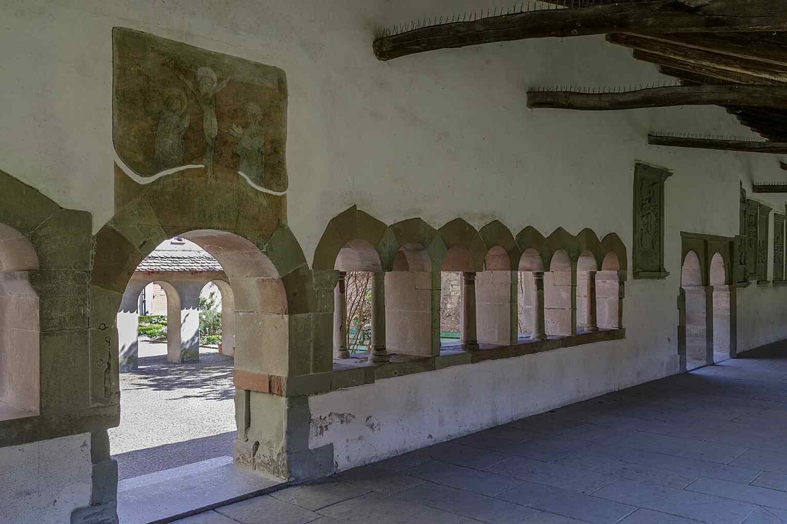 The cloister of the cathedral monastery, a quiet space that connects the church with the convent buildings.