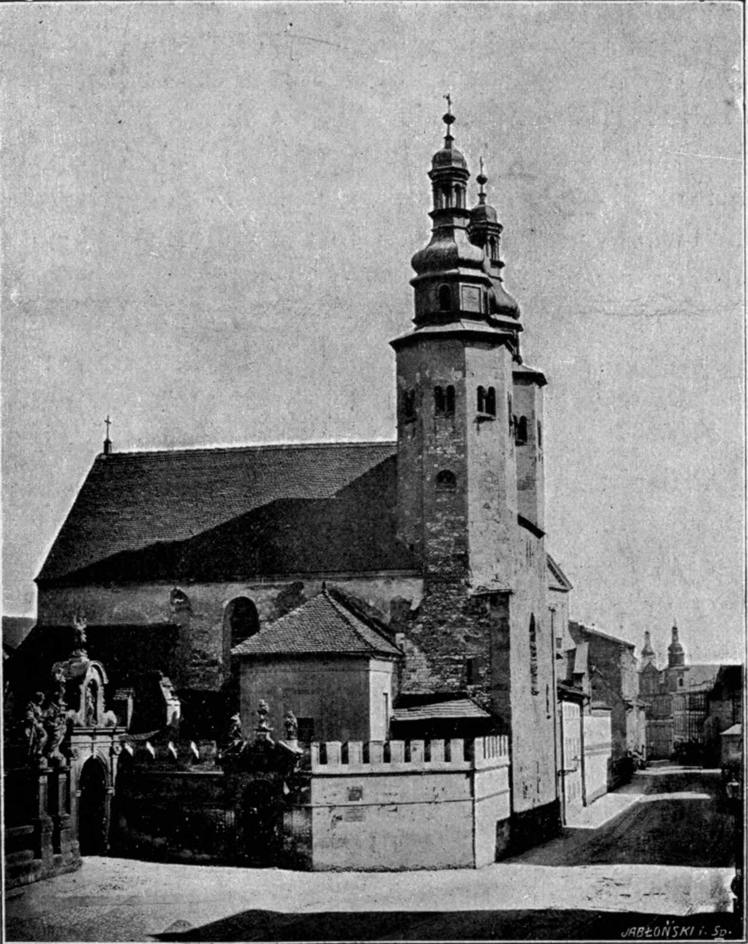 An early 20th-century printed view of St. Andrew’s Church, showing how the monument was documented before modern restoration and photography.