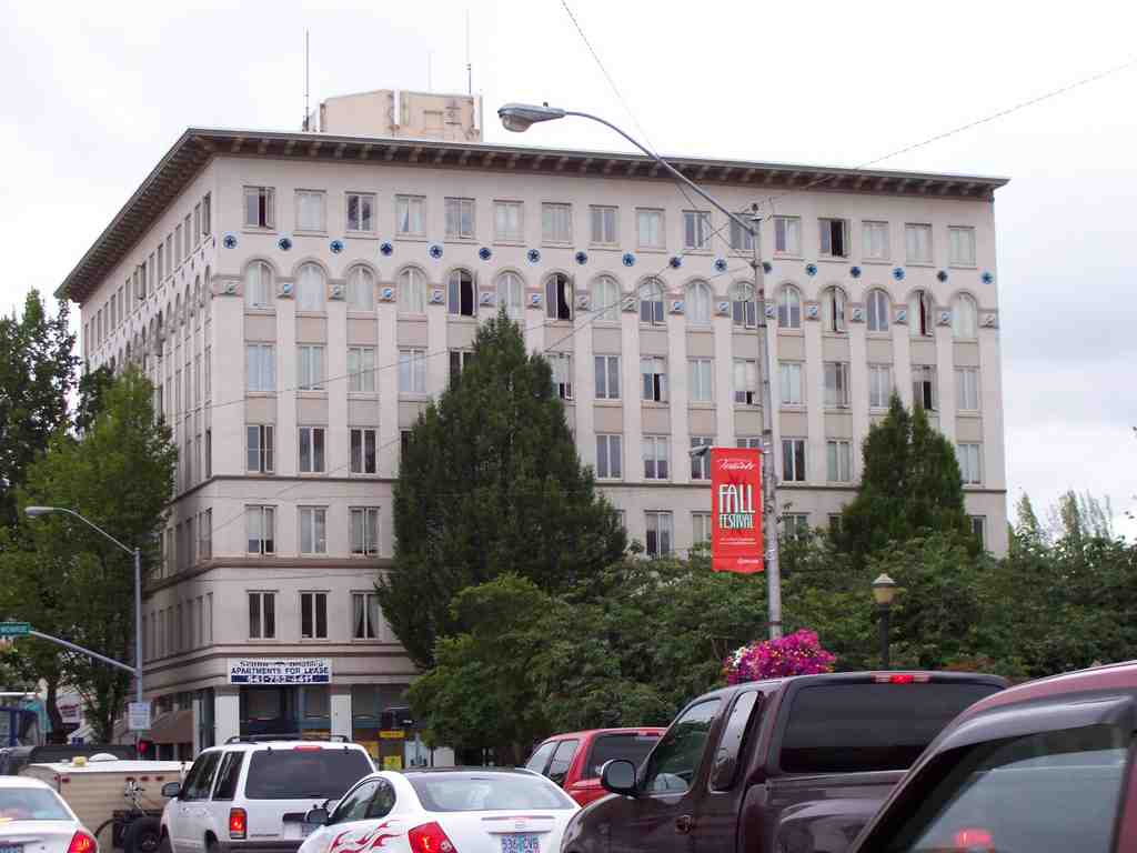 Hotel Benton