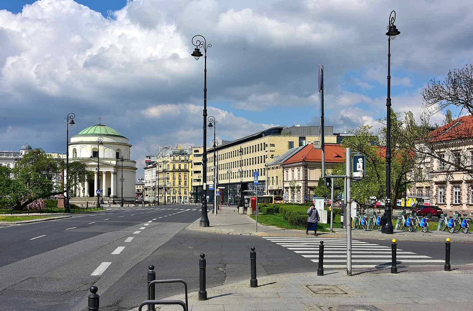 The eastern pierzeja in 2019, showing how the square now combines historic façades with modern infill.