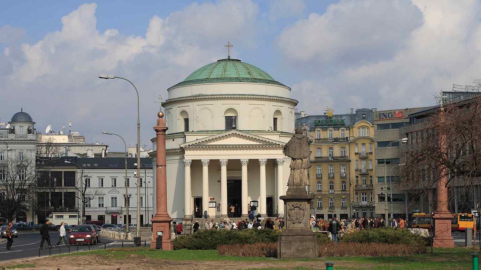 The statue of Saint John of Nepomuk still stands here, a reminder of the 1756 monument marking completed paving works.
