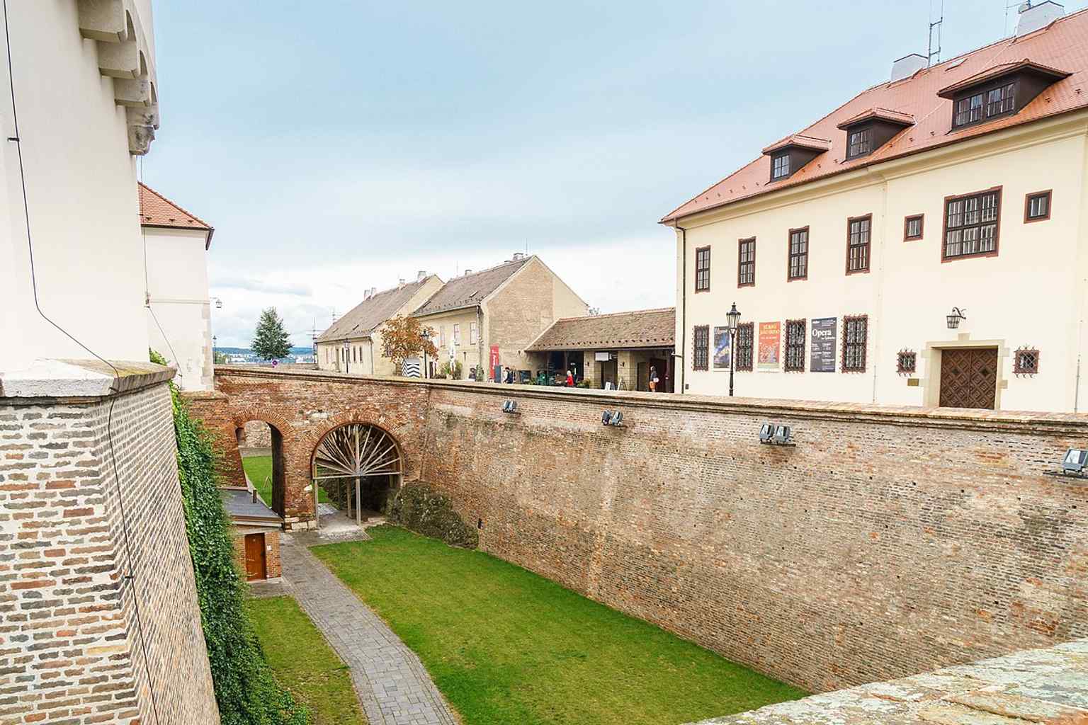 A close look at the brick bridge inside the fortress complex, part of the defensive system built when Špilberk became a baroque stronghold.