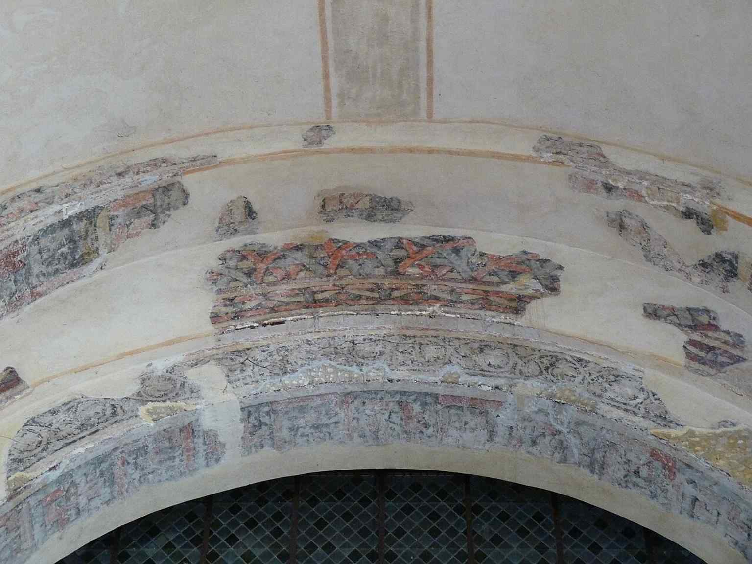 Discover fragments of ancient mural paintings within the abbatial church, adding to the rich artistic and historical layers of the Abbey of Ronceray.