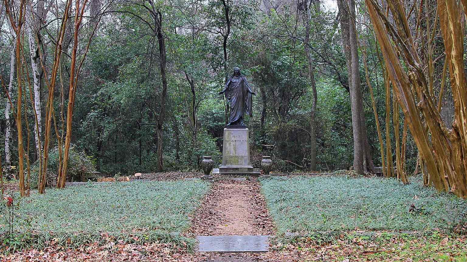 This bronze replica of Christus is located in the Powell Sanctuary at Oakwood Cemetery in Huntsville, Texas, one of the few full-sized copies in the United States.