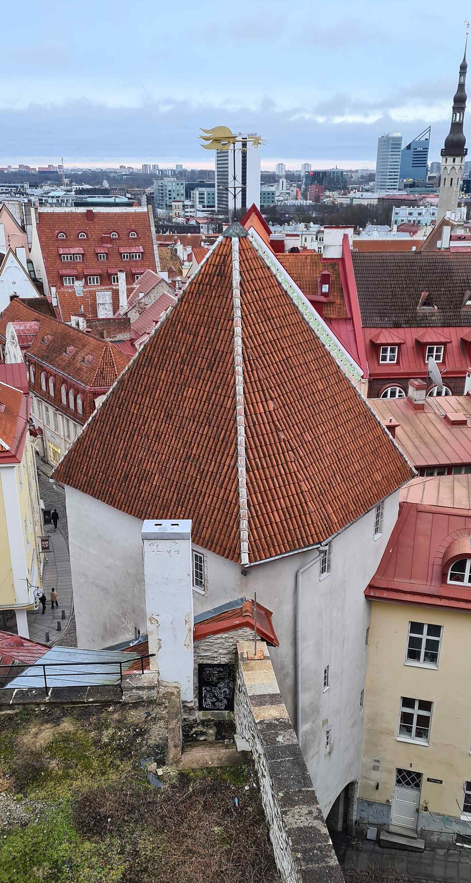 Pikk Jalg gate tower, one of the steep routes linking Upper and Lower Town in the city’s famous “limping” layout.