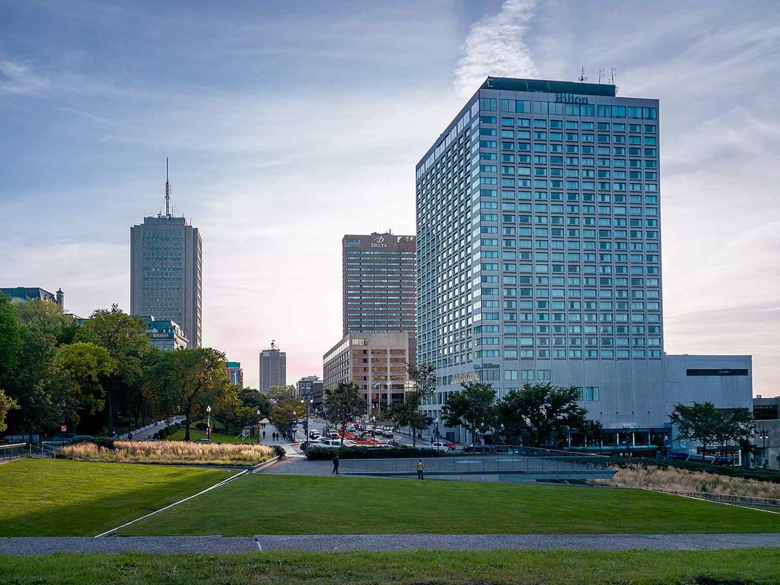 Esplanade Park sits within the broader defense landscape, reflecting how artillery grounds and military spaces were integrated into the fortifications.