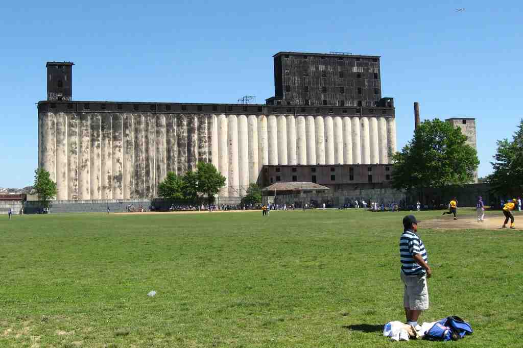 Red Hook Grain Terminal