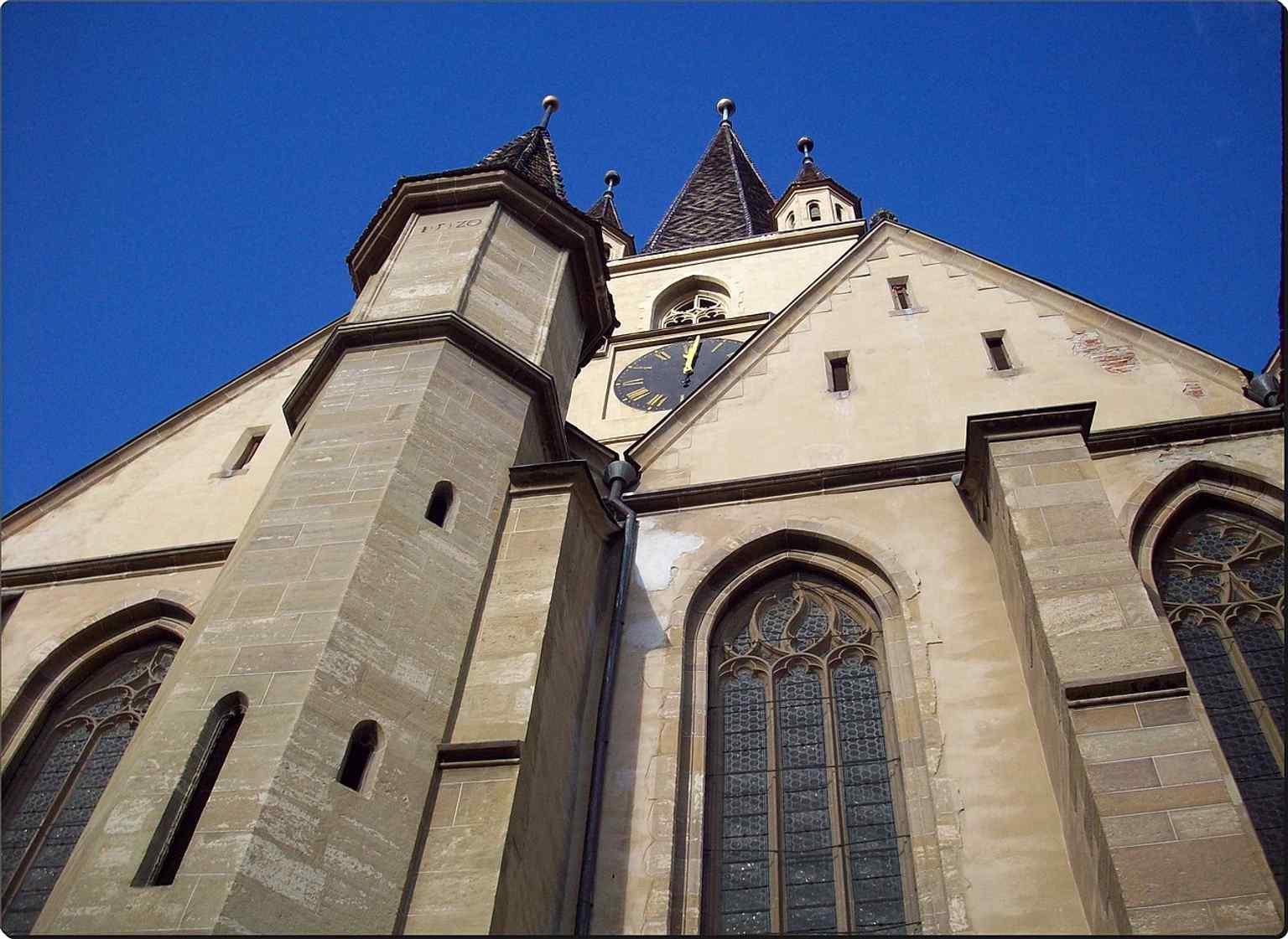 The Evangelical Cathedral, a prominent example of Gothic architecture in Transylvania, dominates the Sibiu skyline.