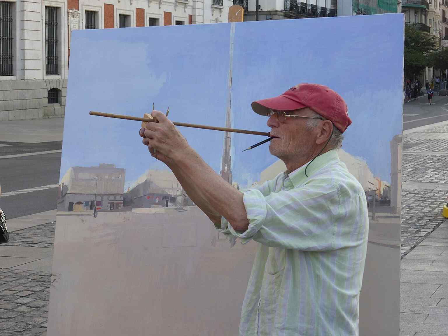 Painter Antonio López working in the open air shows Puerta del Sol not just as a monument, but as a living subject for Madrid artists.