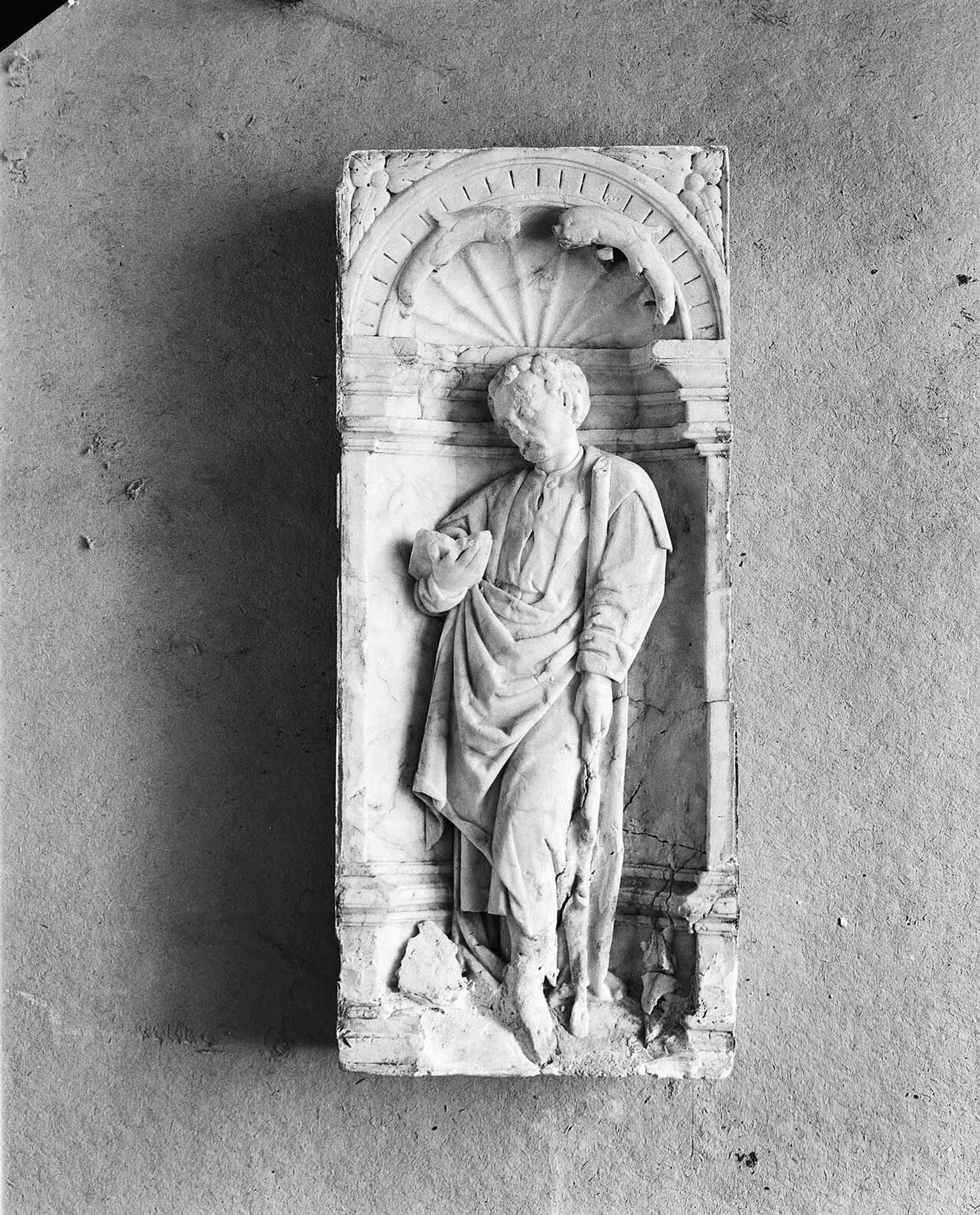 A detail of Karel van Gelre’s tomb, one of the church’s key surviving treasures from the late medieval building.