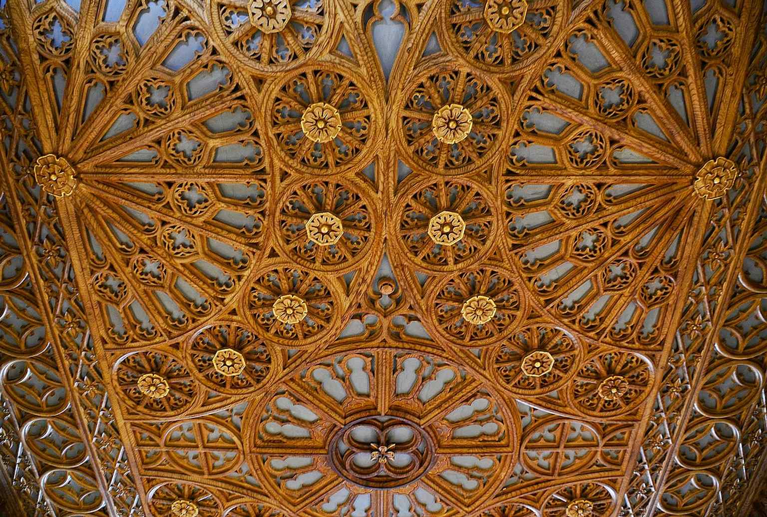The decorated ceiling and skylight area, echoing the 2016 restoration that brightened the interior after work on the glass roof.