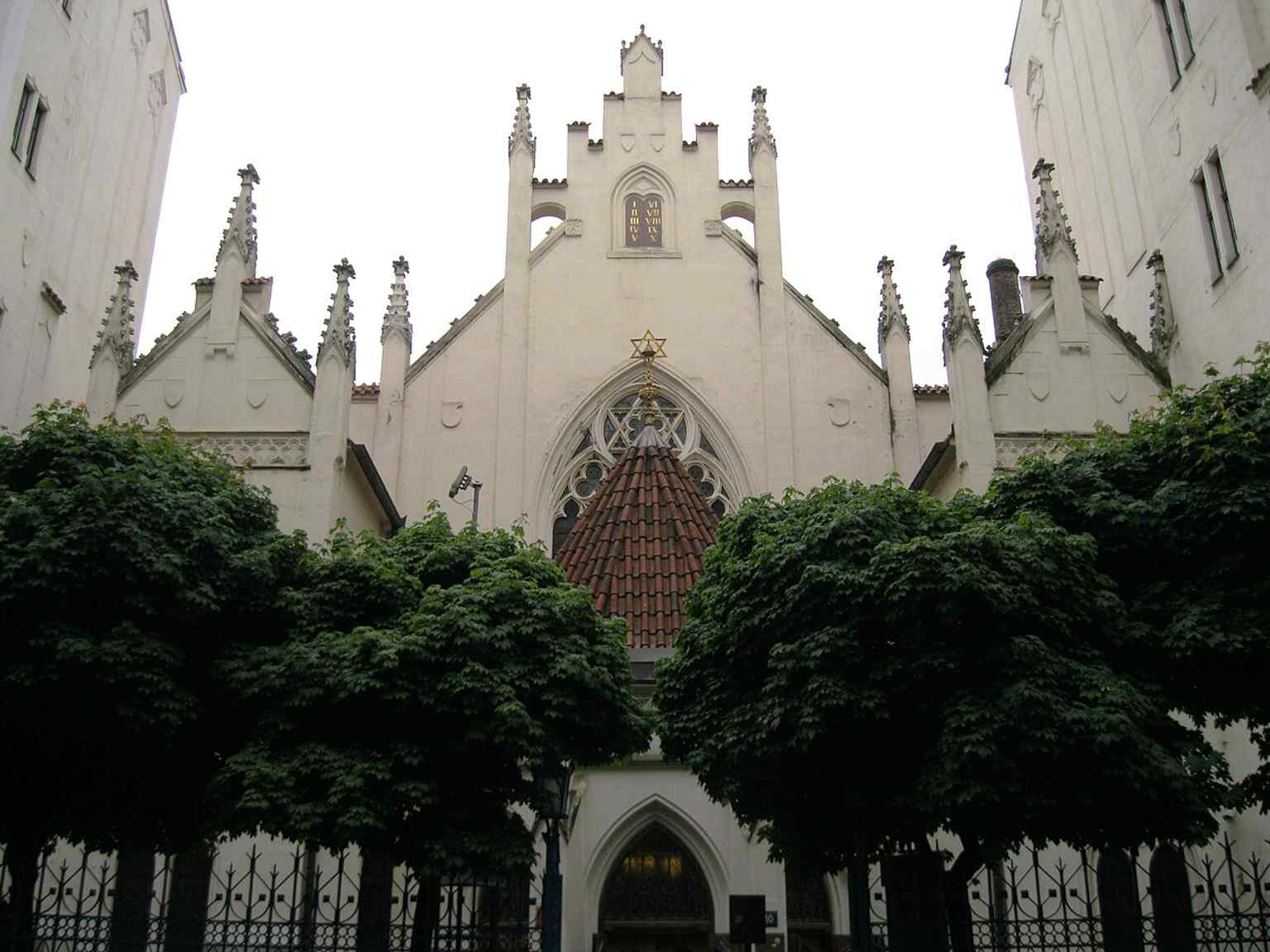 Die Maisel-Synagoge gehört heute der Jüdischen Gemeinde Prag und wird vom Jüdischen Museum in Prag verwaltet, das dort Ausstellungen und kulturelle Veranstaltungen für Besucher ausrichtet.