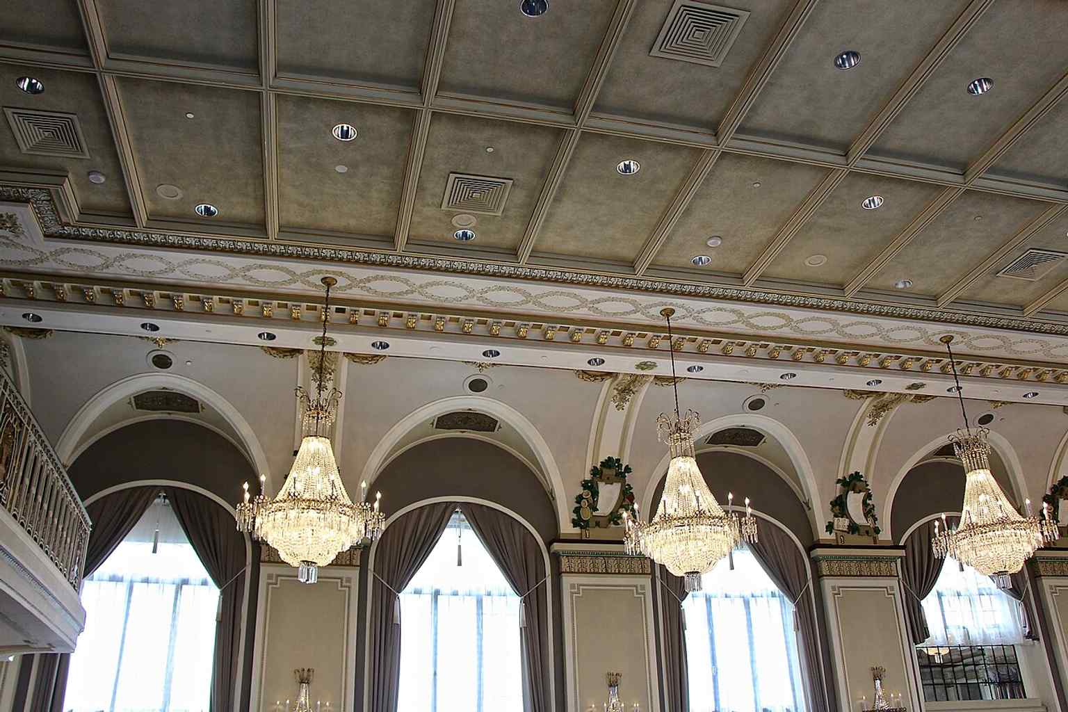 Another ballroom view, showing the polished formal setting where guests like Princess Grace and world leaders attended major Château Frontenac events.