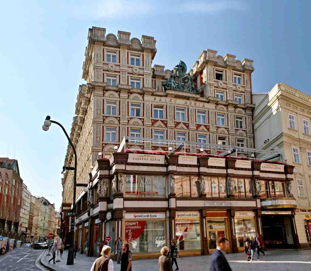 Palác Adria