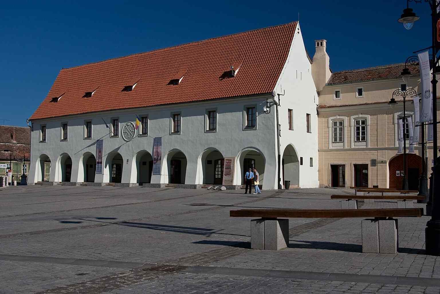 An exterior view of the Casa Artelor from Piața Mică, which serves as the headquarters for the 'Emil Sigerus' Museum of Ethnography.