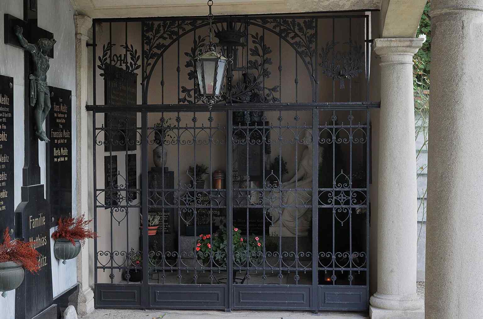 The burial vault of Ignaz Freiherr Trollmann von Lovcenberg, showing the cemetery’s role as a resting place for Steyr’s civic and military elite.