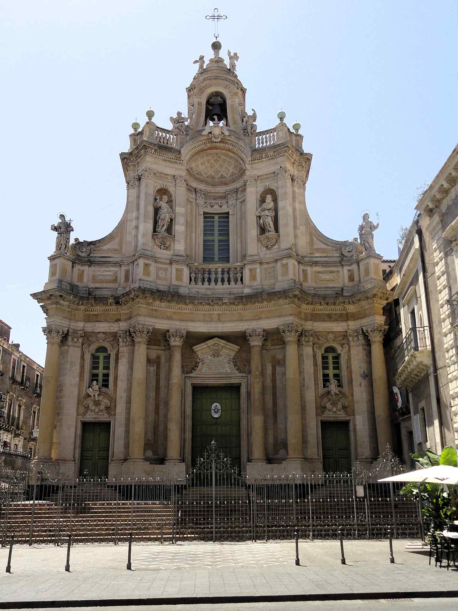 A further interior perspective, likely near the choir or altar zone, reflecting the basilica’s layered chapels and decorations.