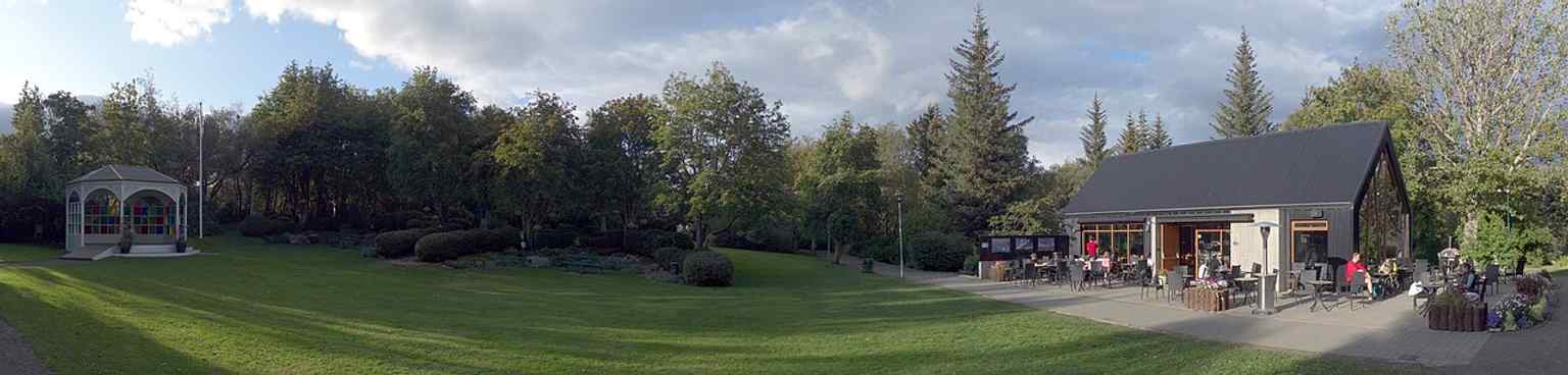 The garden café in summer, reflecting the botanic garden’s role as a welcoming public meeting place.