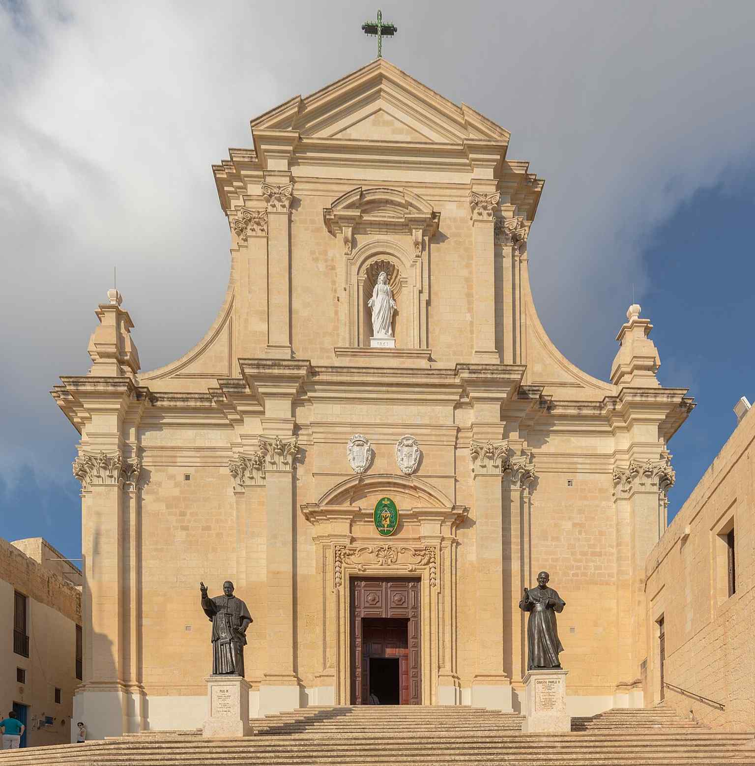 The cathedral’s Baroque façade in Victoria, showing the grand rebuilt church that replaced the earthquake-damaged medieval parish church.