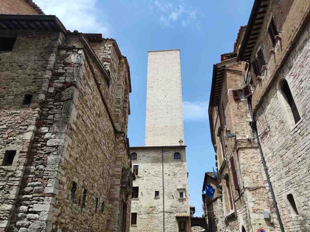Sciri Tower