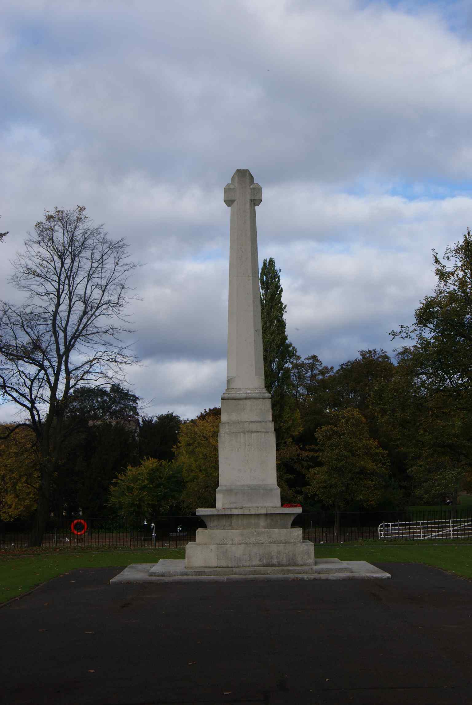 The memorial's carved inscription dedicating the monument to the citizens of York who served in the World Wars (2010).