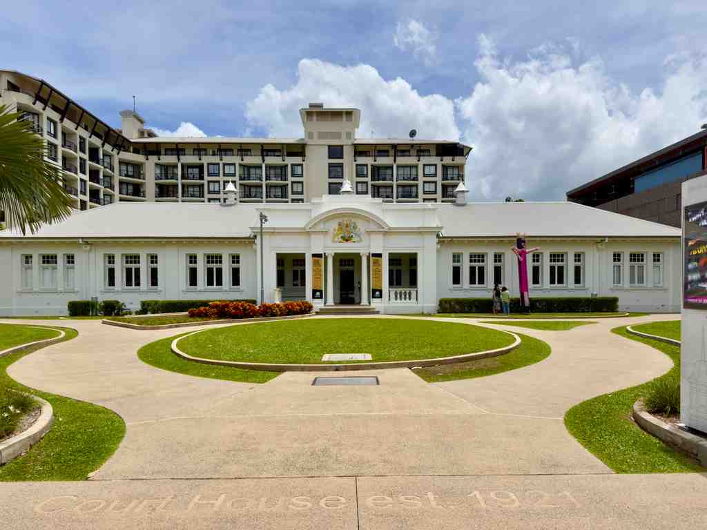 Cairns Court House Complex