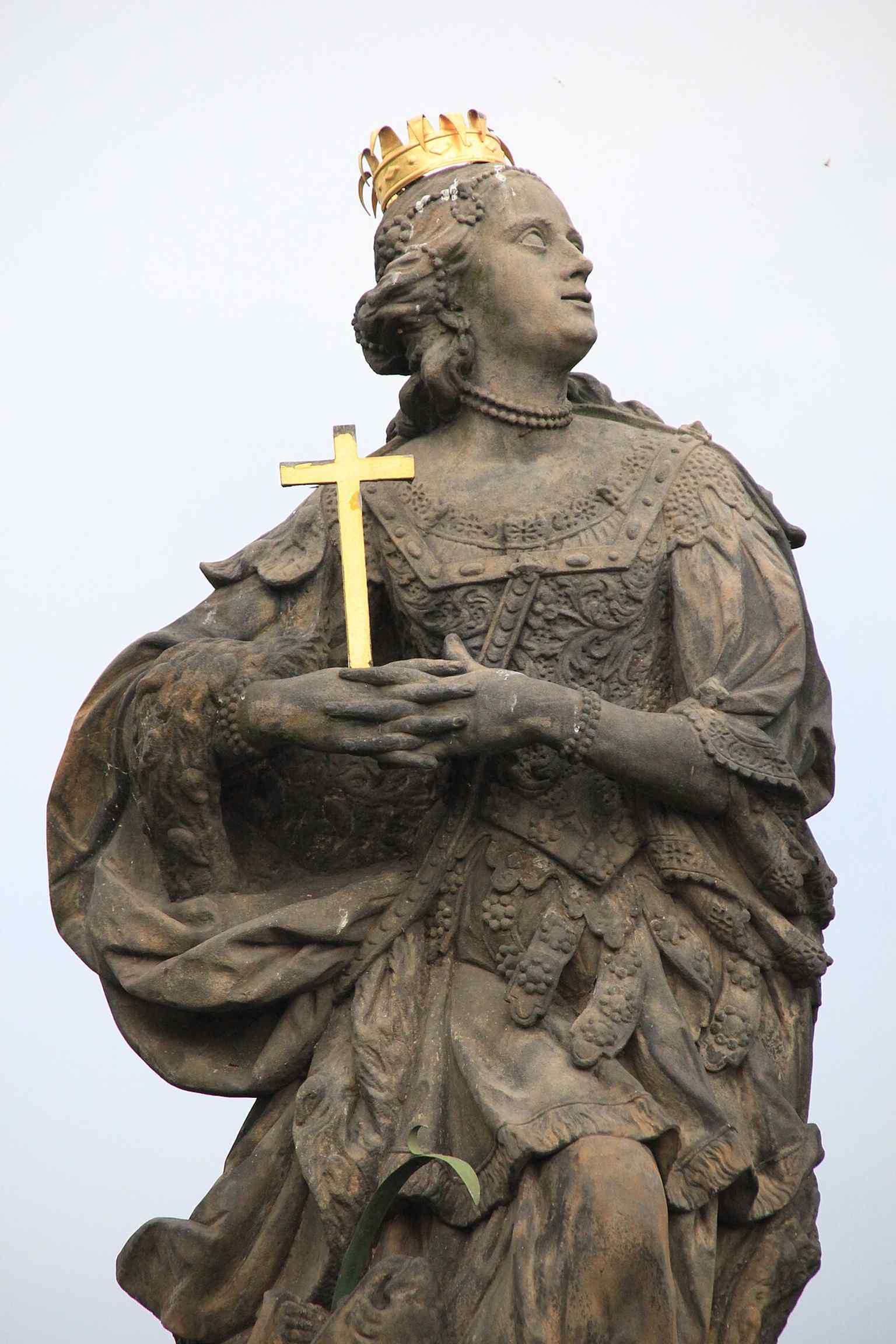 The full sculptural group of Saints Barbara, Margaret, and Elizabeth, prominently standing on the Charles Bridge, marking Ferdinand Brokoff's debut on the bridge.