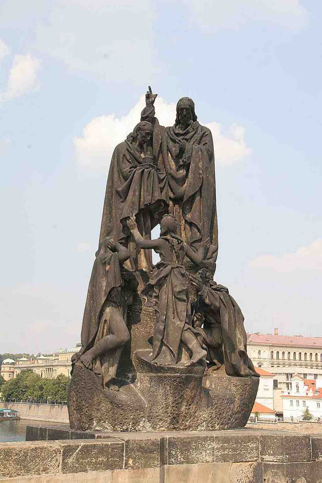 Statuen der Heiligen Cyril und Methodius, Charles Bridge