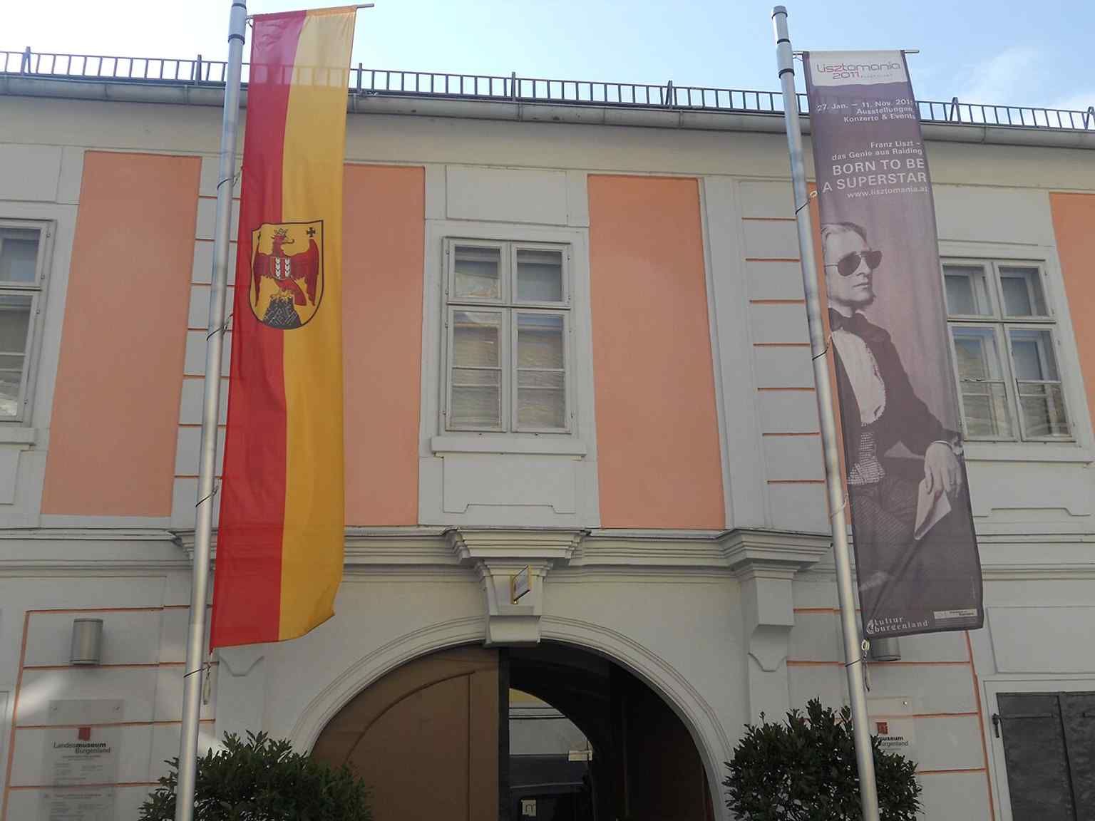 The main entrance of the Burgenland State Museum, a useful view of the institution that began with Sándor Wolf’s collection and later grew through reconstruction and expansion.