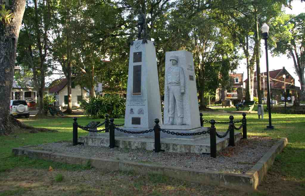 TRIS Monument