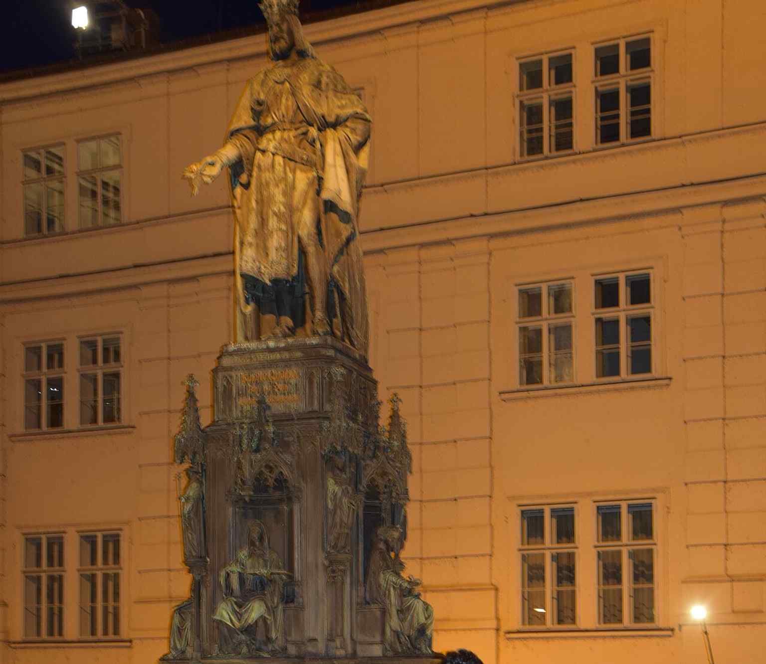 From this specific right-side angle, a curious alignment of the Emperor's sword and coronation robes creates a quirky, unintentional silhouette, a local secret shared by tour guides.
