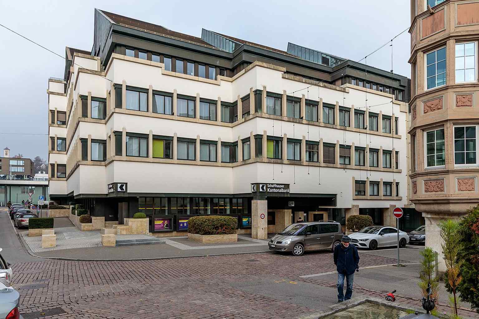 The main headquarters at Vordergasse 53 in Schaffhausen, the bank’s historic base in the old town and the focus of its ongoing building renewal.