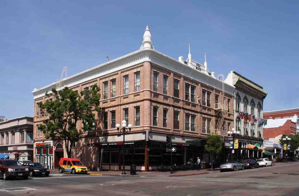 Cole Block Building