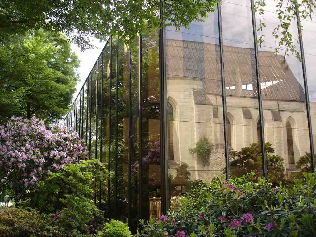Toussaint Media Library