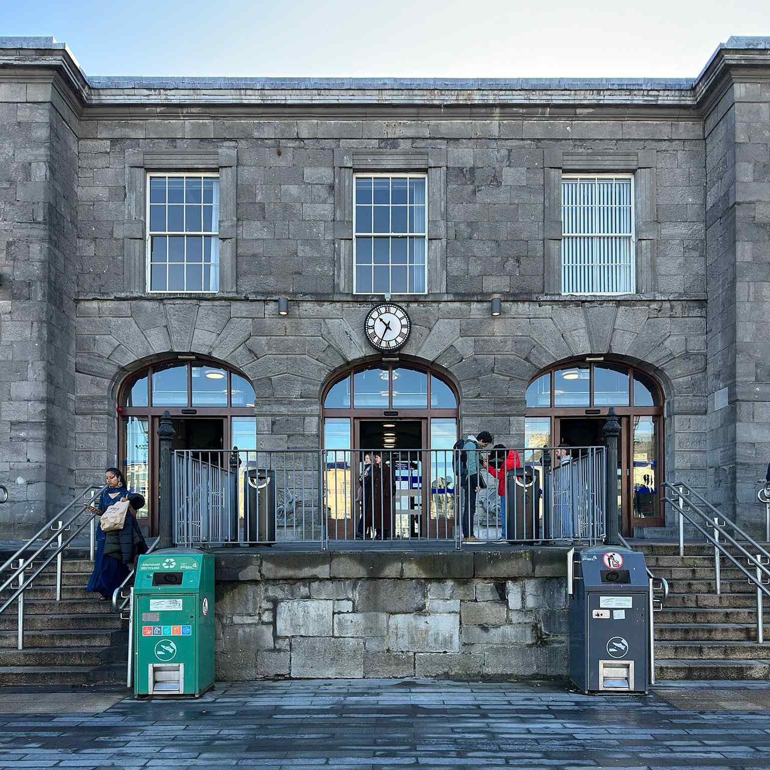 The redeveloped entrance to Colbert Station, featuring the new pedestrian plaza and an improved interface with Parnell Street, completed in 2017.