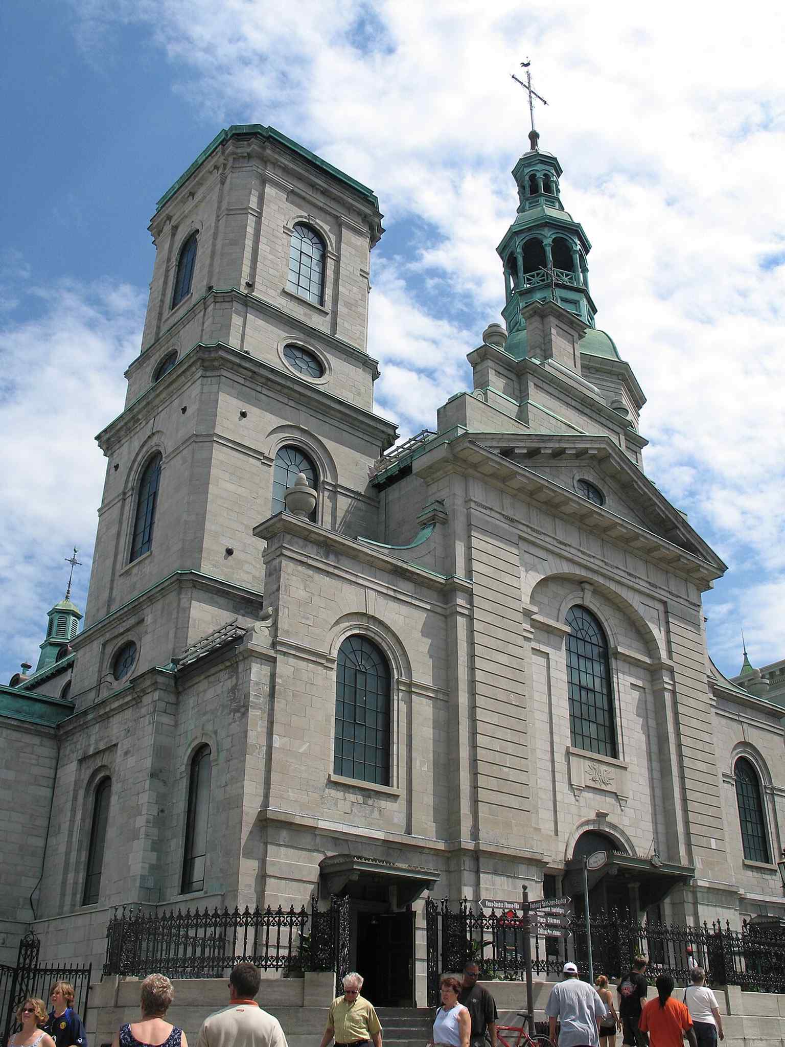 The basilica’s front façade in the old city — the primatial church of Canada and the seat of the Archdiocese of Québec.