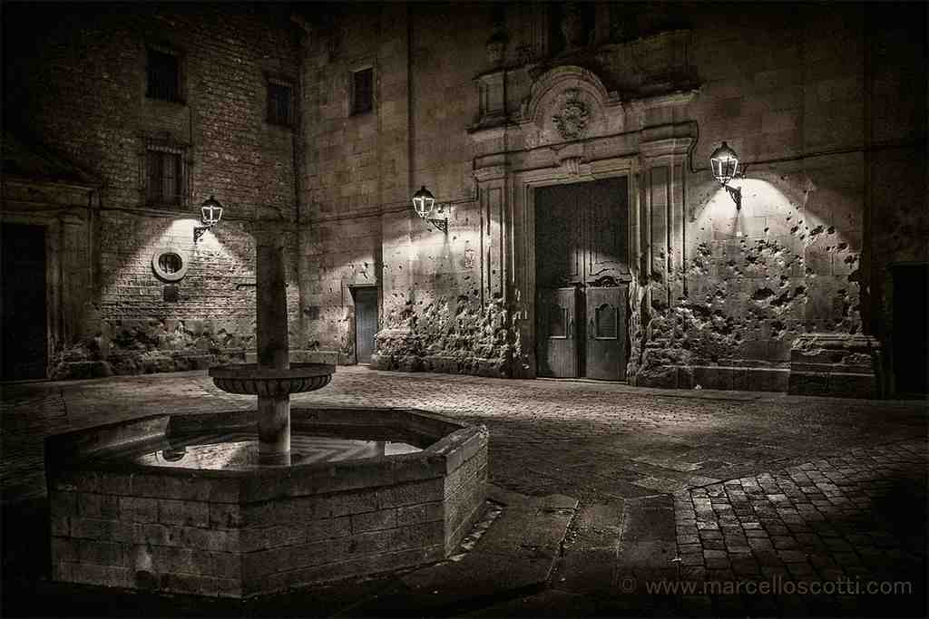 Plaça de Sant Felip Neri