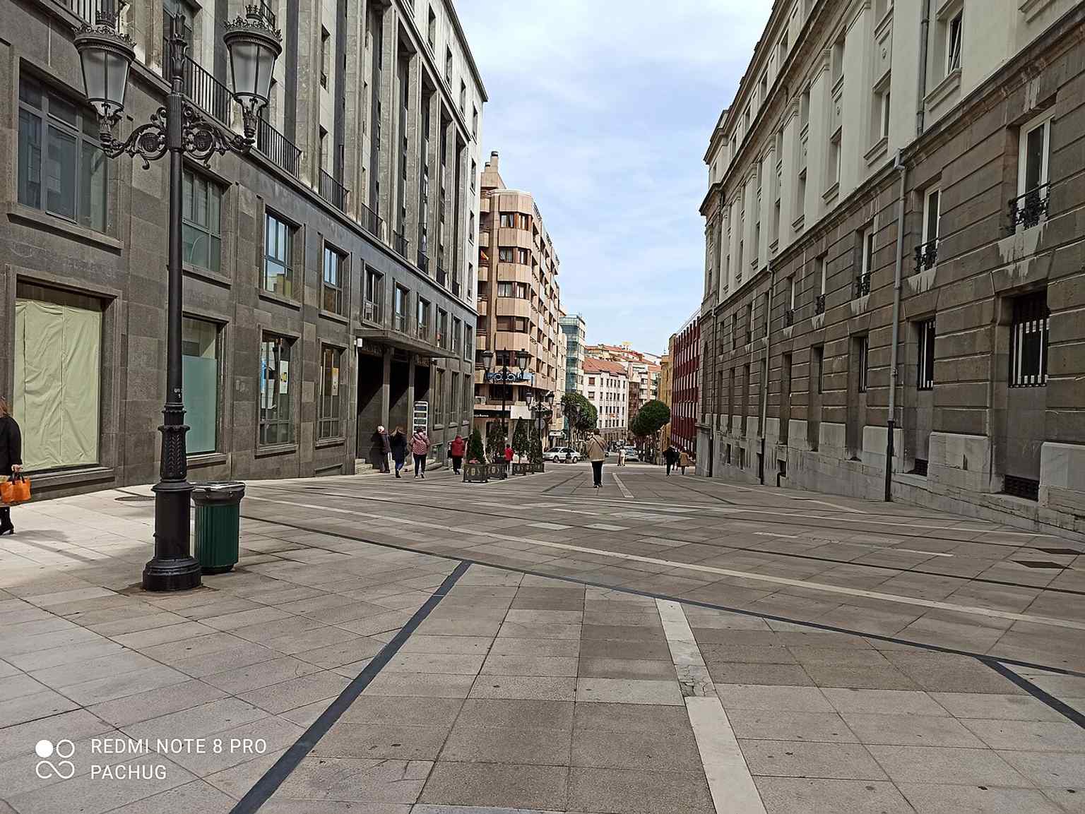 Calle Alonso de Quintanilla in Oviedo, part of the historic city center near the Teatro Campoamor, which has hosted the Princess of Asturias Awards since 1980s.