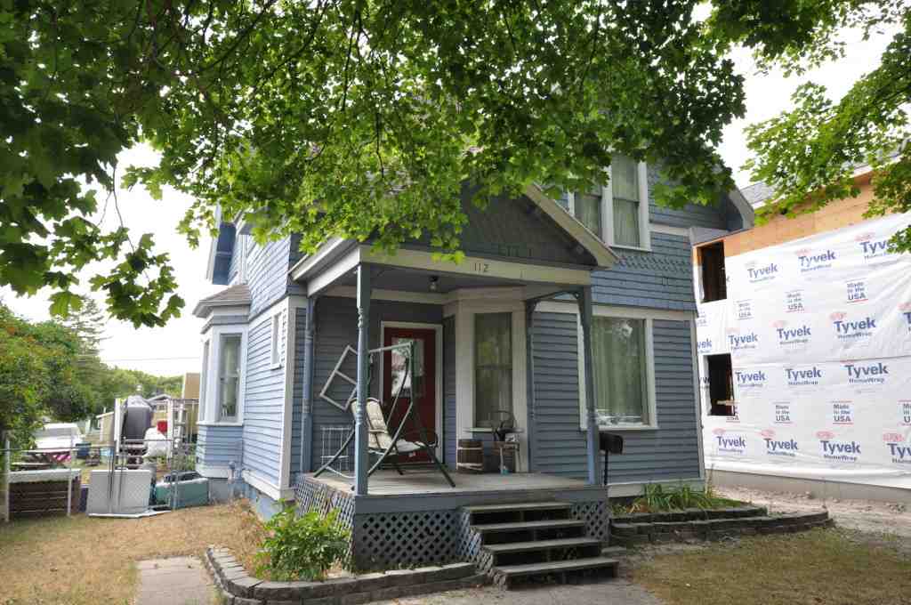 Alexander and Busey Houses