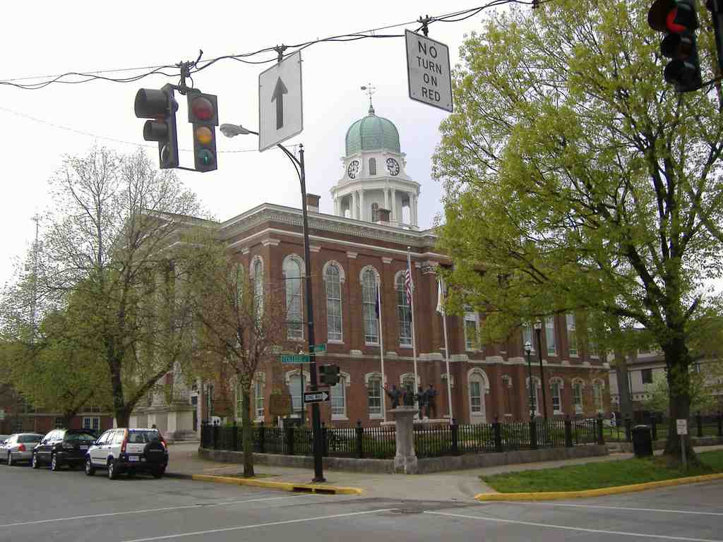Warren County Courthouse