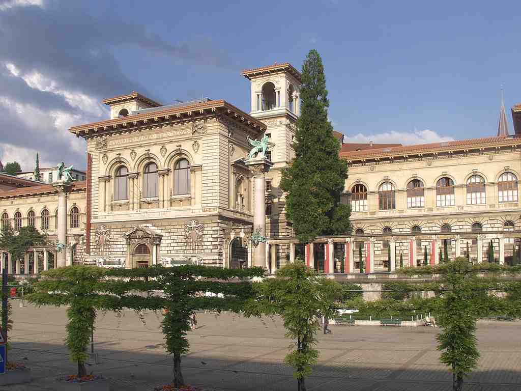 Rumine Palace