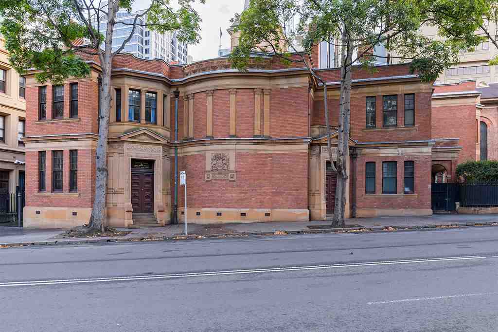 Banco Court